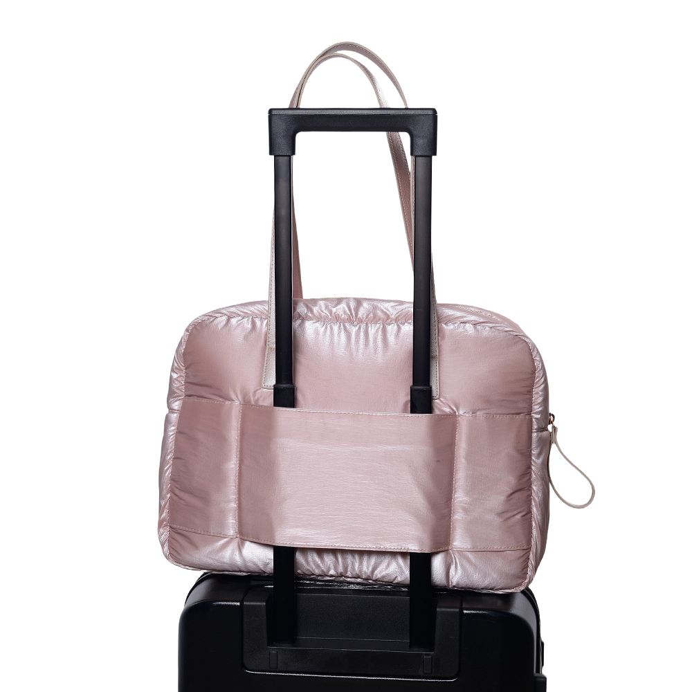 soft cloud hand made new style puffy handbag with luggage strap and laptop comparment